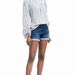 Urban Outfitters Jean Shorts Dark Wash Rolled Hem BDG Shortie Shorts Size 25